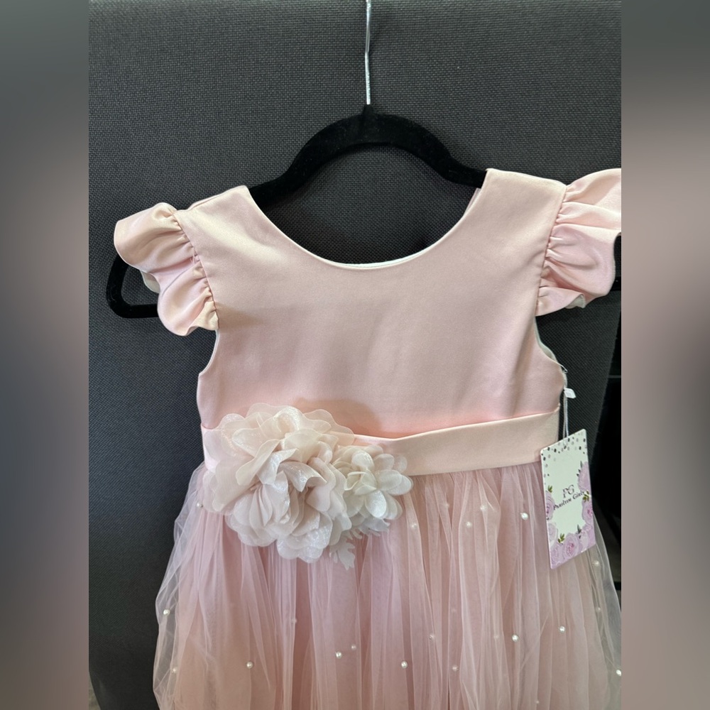 FINAL SALE✨

PINK GIRLS Pink girls Dress with Floral Accent - Picture 7 of 11
